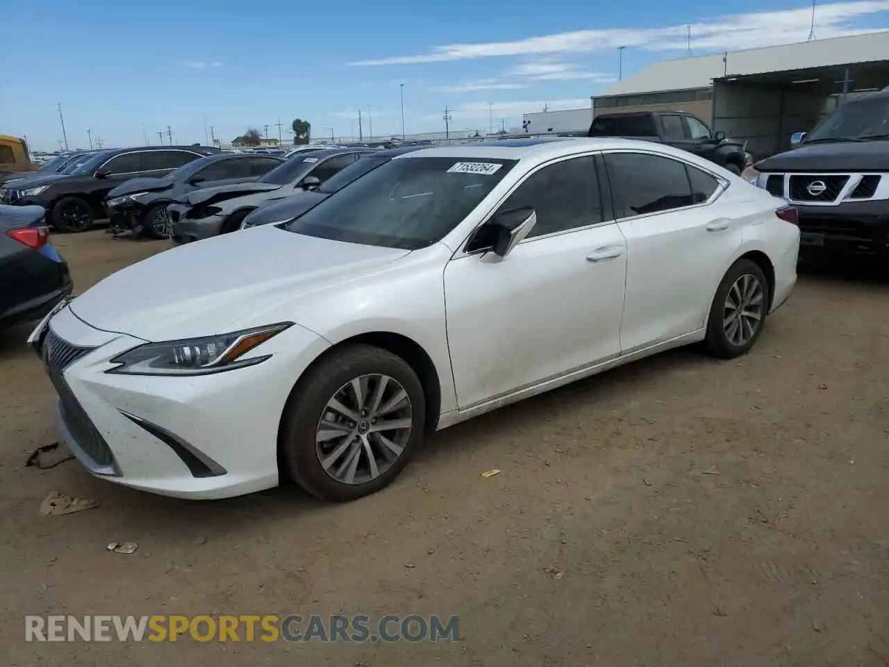 1 Photograph of a damaged car 58ACZ1B10LU063843 LEXUS ES350 2020