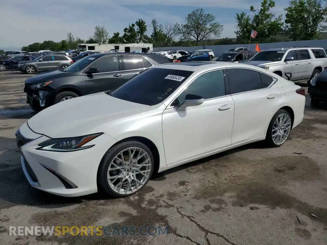 1 Photograph of a damaged car 58ACZ1B16LU075169 LEXUS ES350 2020