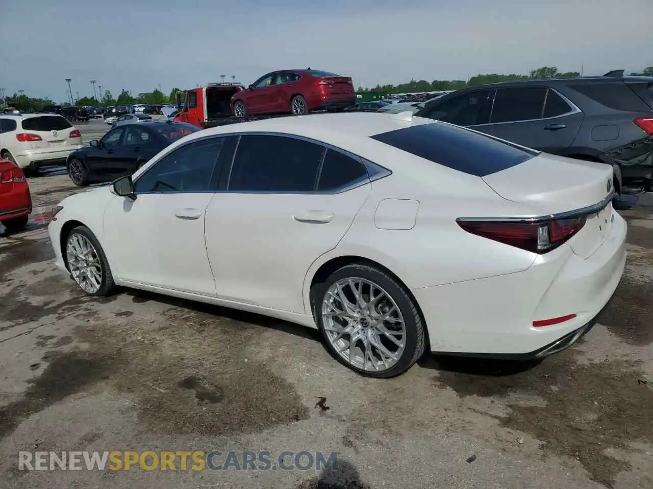 2 Photograph of a damaged car 58ACZ1B16LU075169 LEXUS ES350 2020