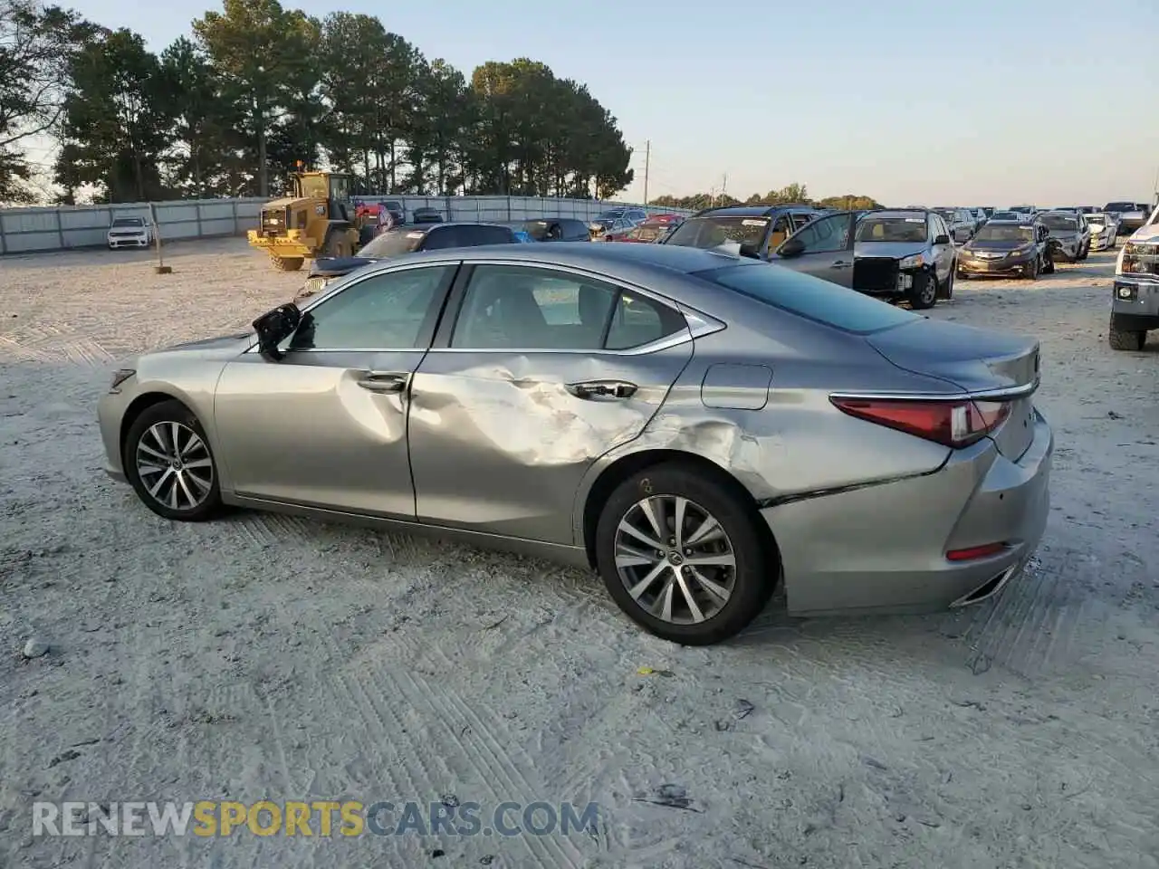 2 Photograph of a damaged car 58ACZ1B19LU081080 LEXUS ES350 2020