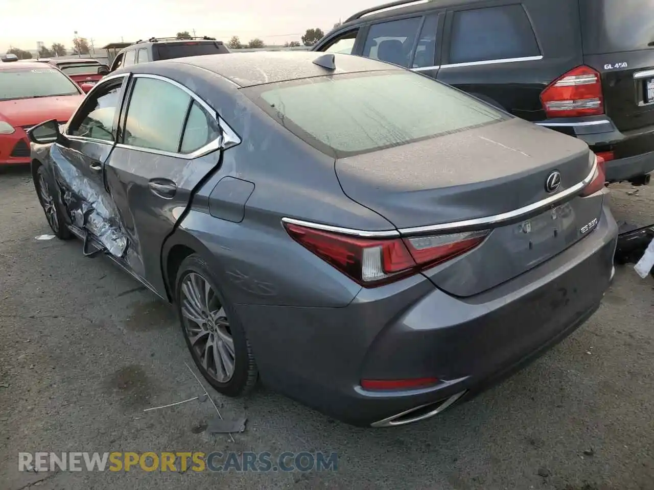 3 Photograph of a damaged car 58ADZ1B11LU062706 LEXUS ES350 2020