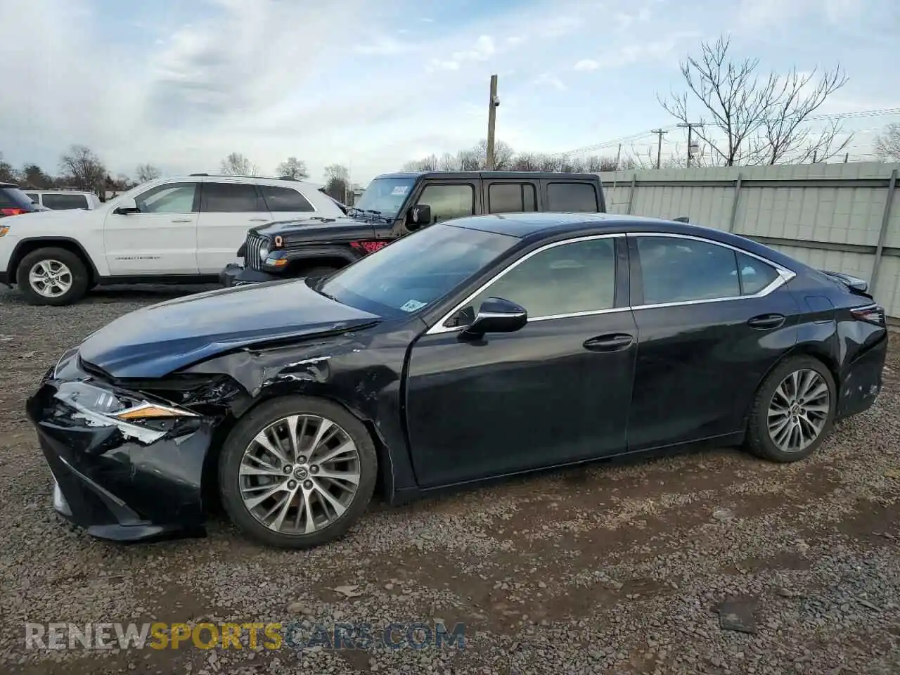 1 Photograph of a damaged car 58ADZ1B11LU076640 LEXUS ES350 2020