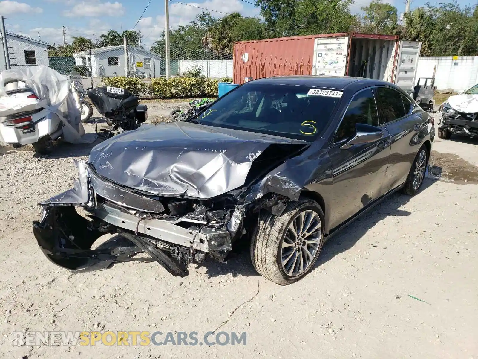 2 Photograph of a damaged car 58ADZ1B11LU081238 LEXUS ES350 2020