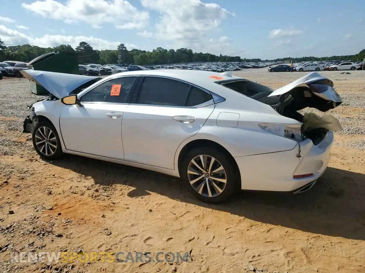 2 Photograph of a damaged car 58ADZ1B12LU067560 LEXUS ES350 2020