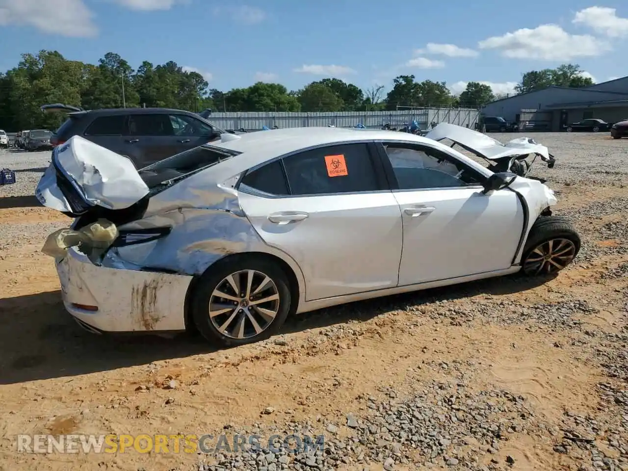 3 Photograph of a damaged car 58ADZ1B12LU067560 LEXUS ES350 2020