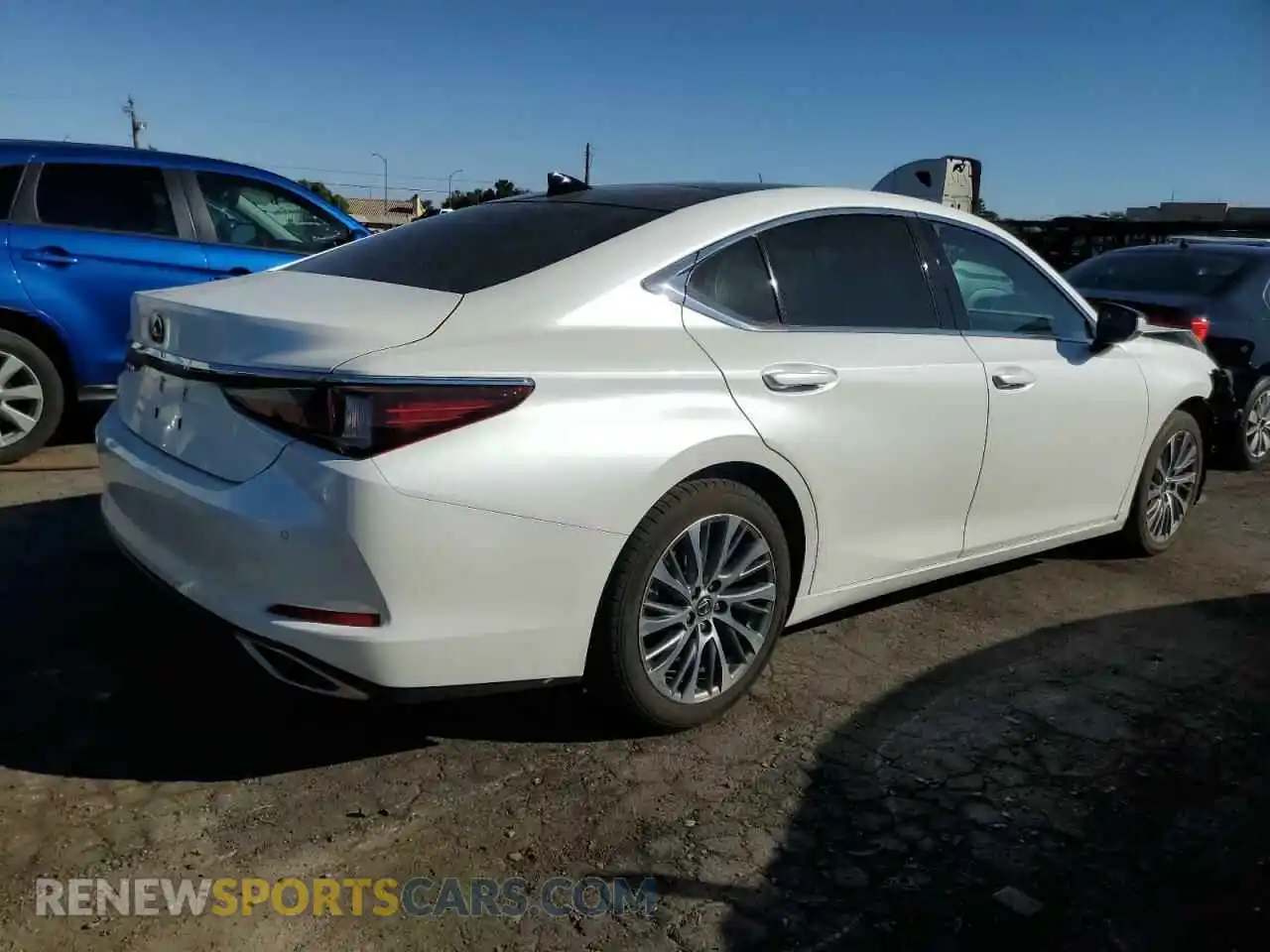 3 Photograph of a damaged car 58ADZ1B14LU068063 LEXUS ES350 2020