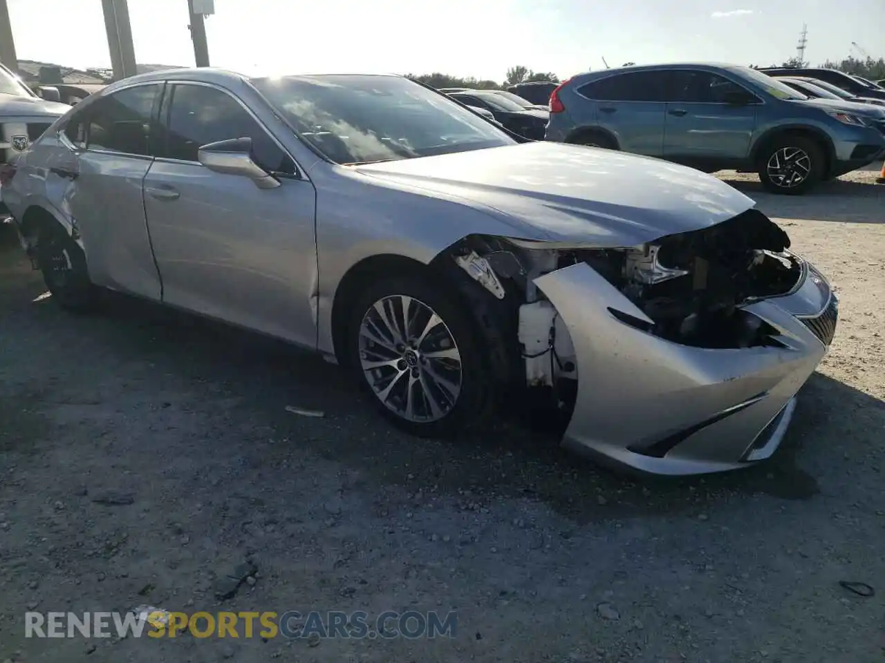 1 Photograph of a damaged car 58ADZ1B14LU070105 LEXUS ES350 2020