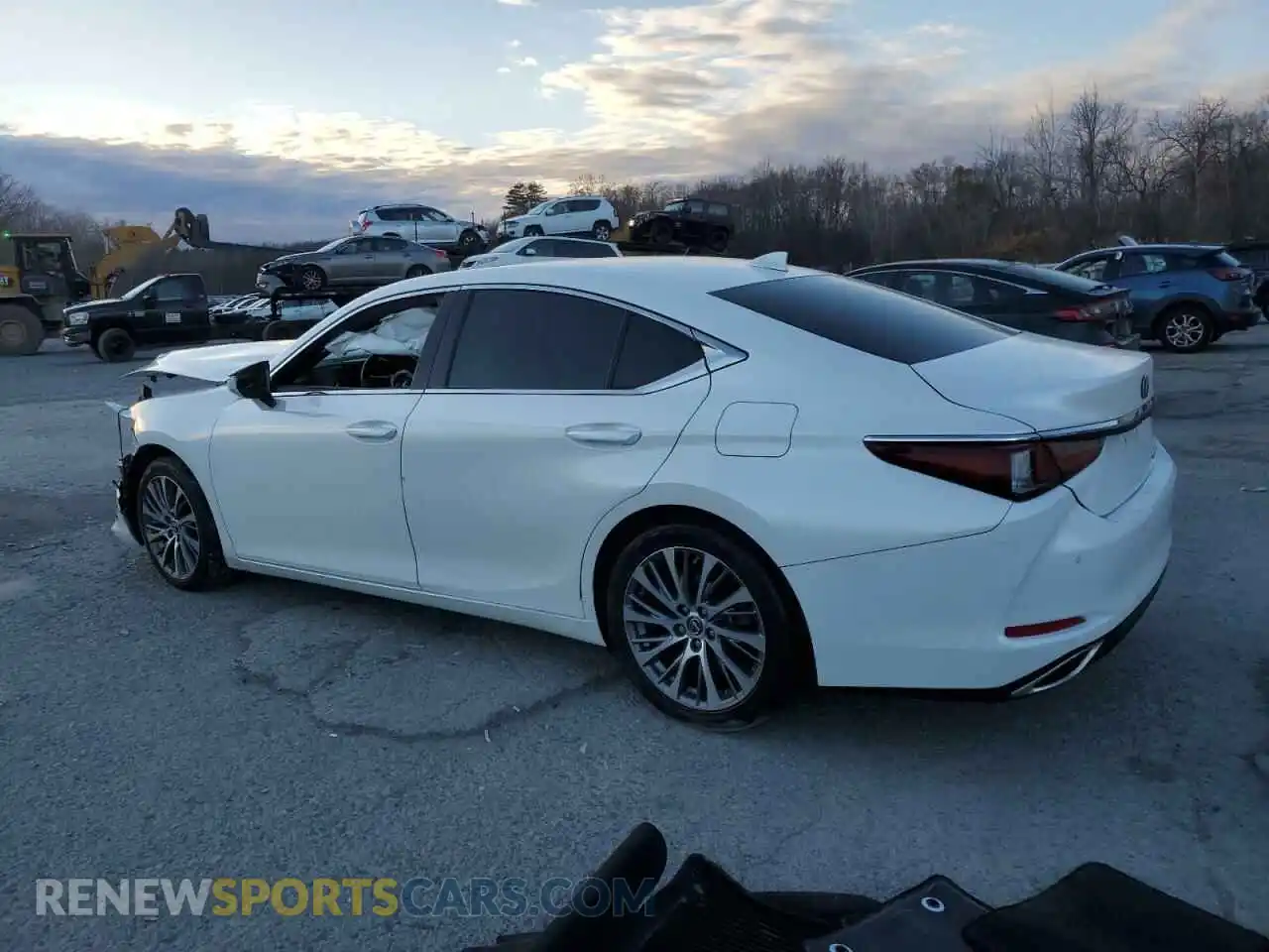 2 Photograph of a damaged car 58ADZ1B14LU079709 LEXUS ES350 2020