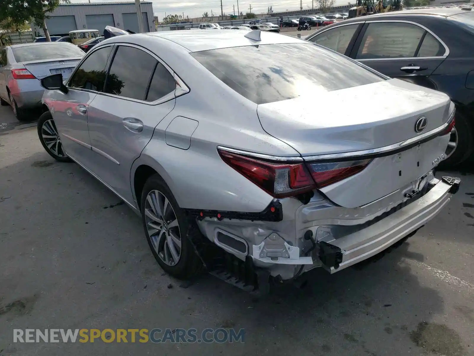 3 Photograph of a damaged car 58ADZ1B15LU078505 LEXUS ES350 2020