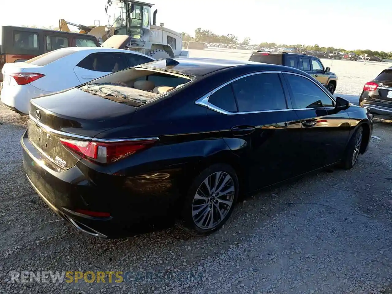 3 Photograph of a damaged car 58ADZ1B16LU064161 LEXUS ES350 2020