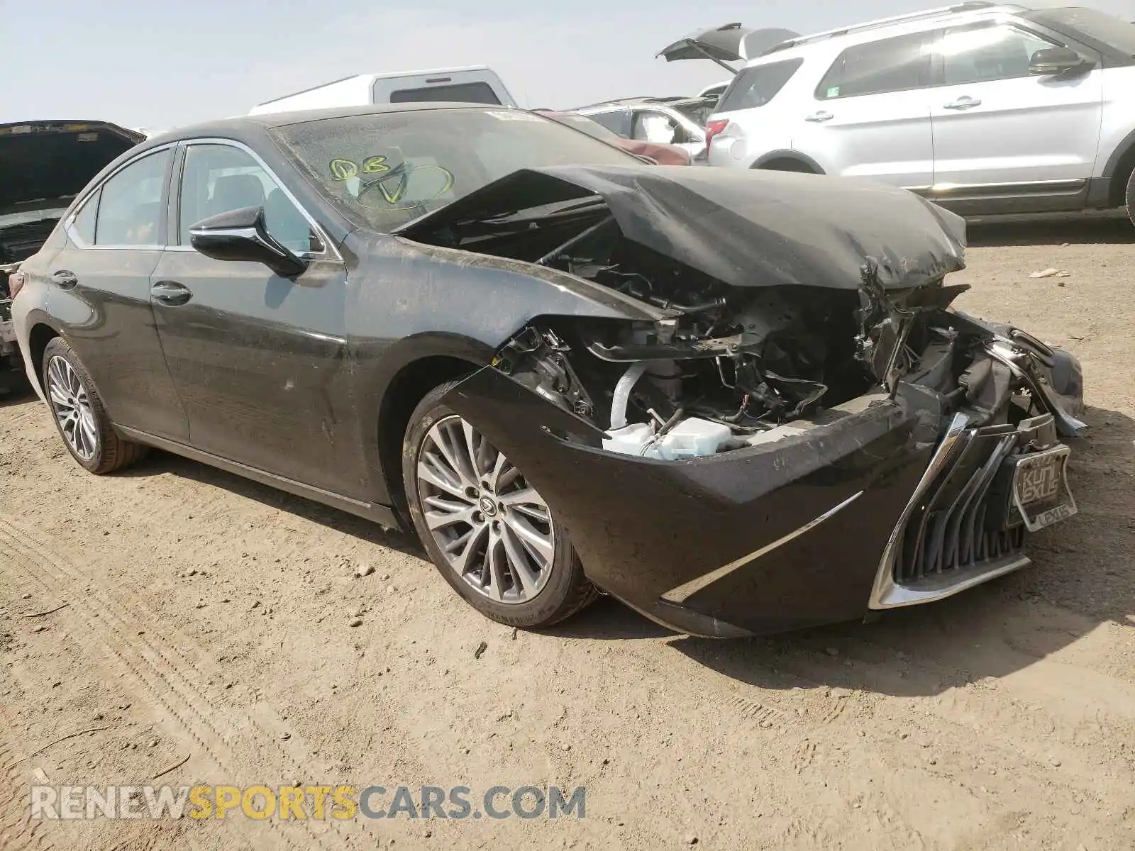 1 Photograph of a damaged car 58ADZ1B16LU065455 LEXUS ES350 2020