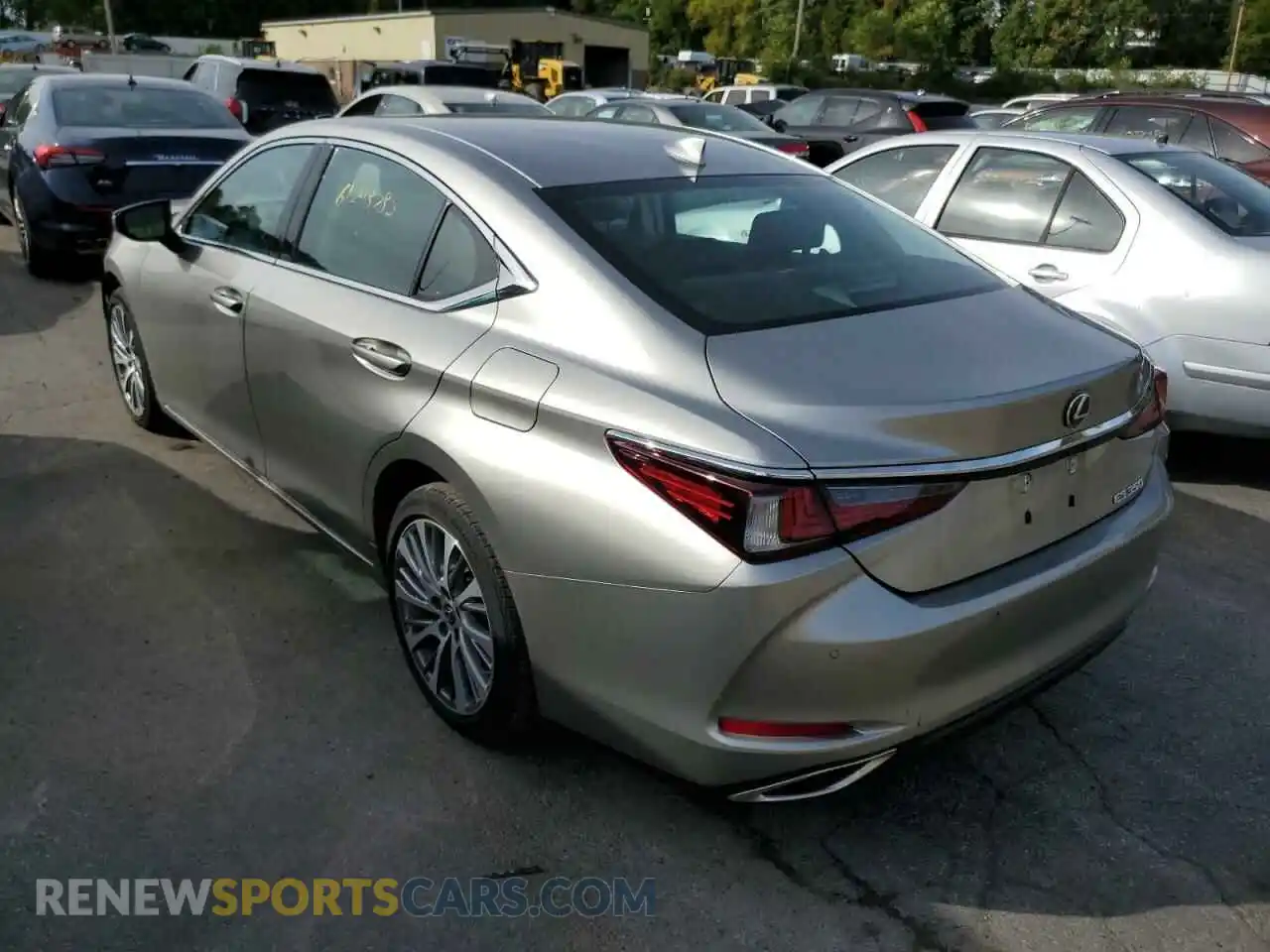 3 Photograph of a damaged car 58ADZ1B16LU080473 LEXUS ES350 2020