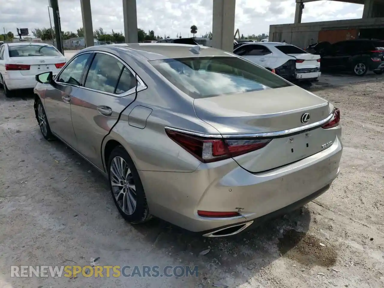 3 fotografías del automóvil dañado 58ADZ1B17LU064492 LEXUS ES350 2020