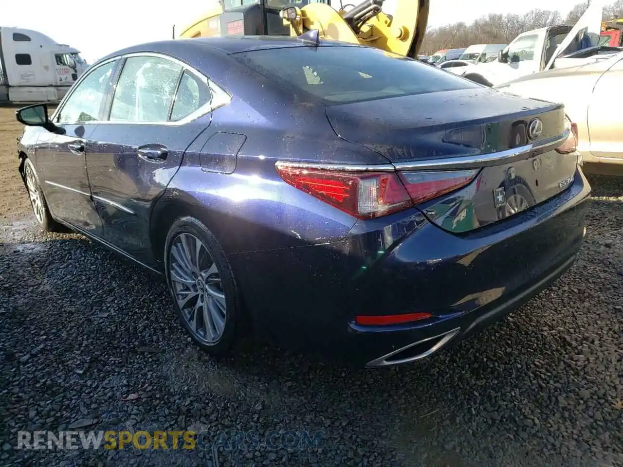 3 Photograph of a damaged car 58ADZ1B18LU052786 LEXUS ES350 2020