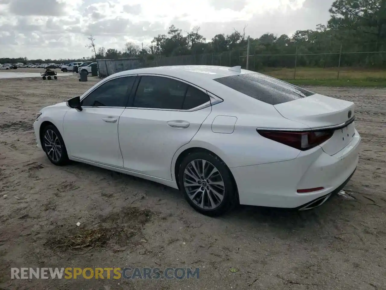 2 Photograph of a damaged car 58ADZ1B18LU079969 LEXUS ES350 2020