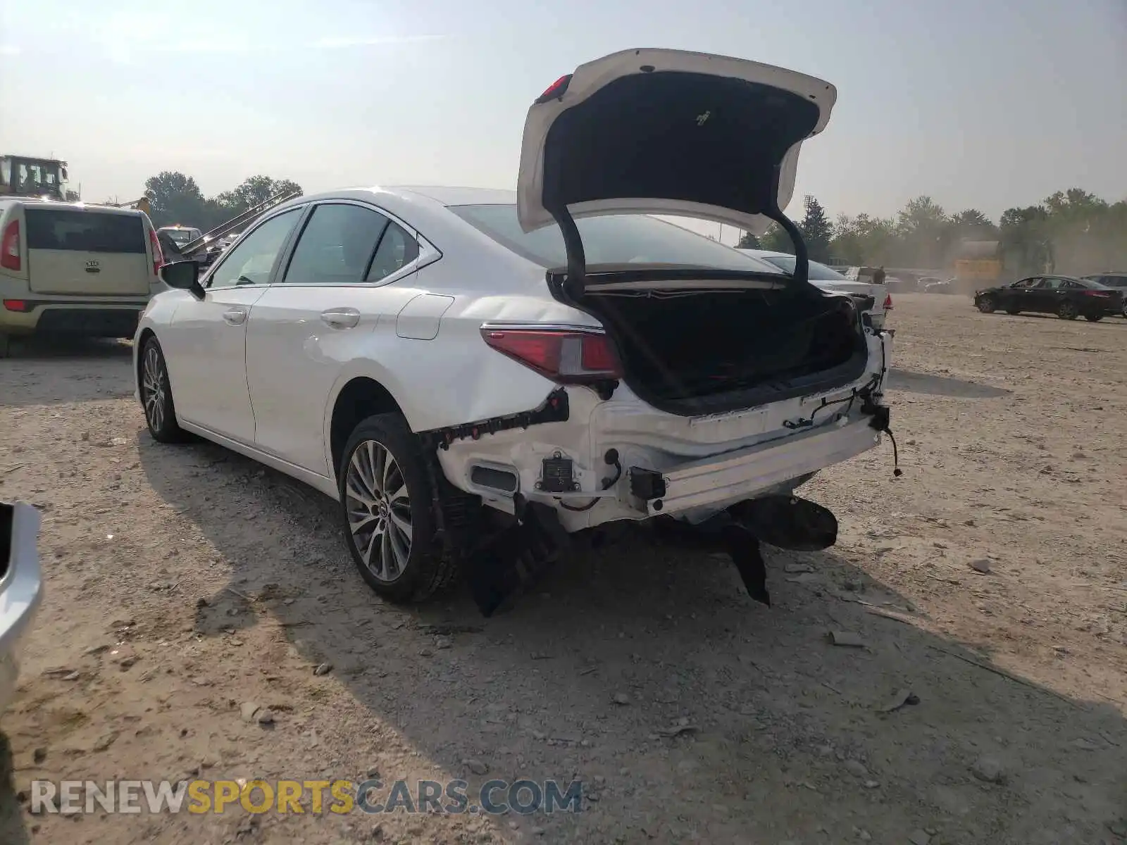 3 Photograph of a damaged car 58ADZ1B19LU072562 LEXUS ES350 2020