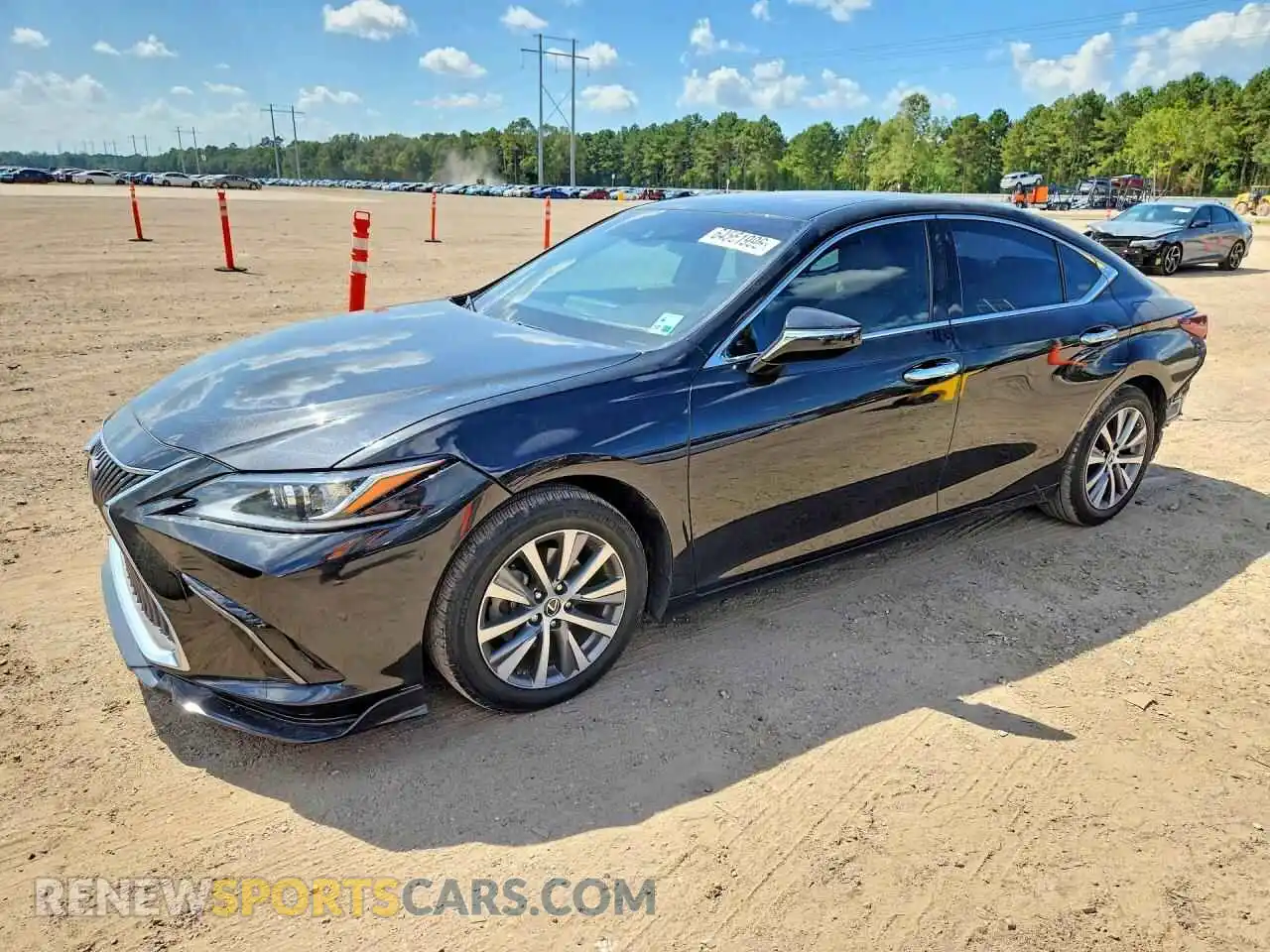 2 fotografías del automóvil dañado 58ACZ1B12MU102482 LEXUS ES350 2021