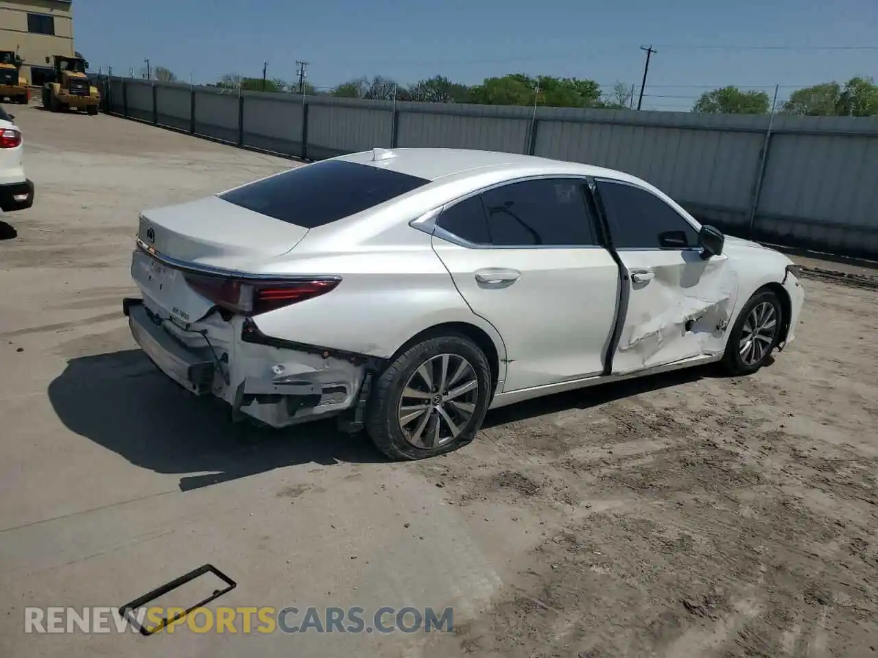 3 Photograph of a damaged car 58ACZ1B18MU104589 LEXUS ES350 2021