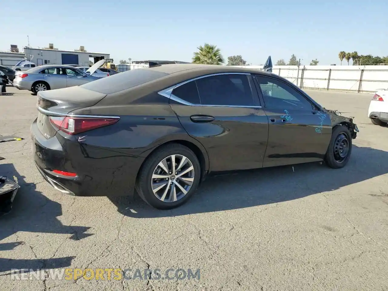 3 Photograph of a damaged car 58ACZ1B18MU110117 LEXUS ES350 2021
