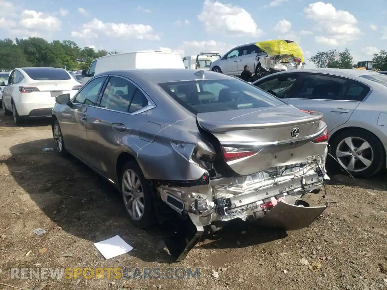 3 fotografías del automóvil dañado 58ADZ1B11MU088711 LEXUS ES350 2021
