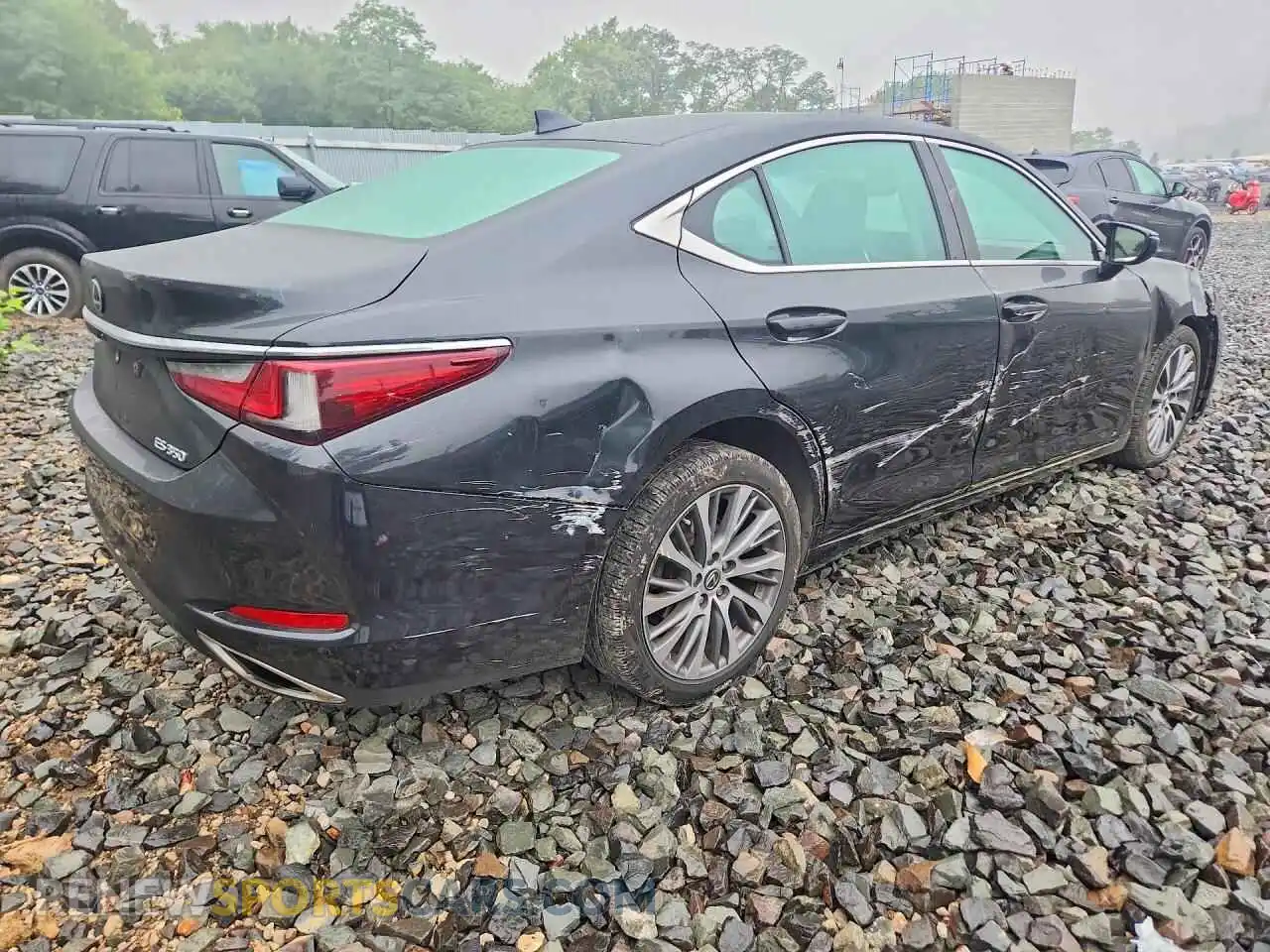 3 Photograph of a damaged car 58ADZ1B11MU090541 LEXUS ES350 2021