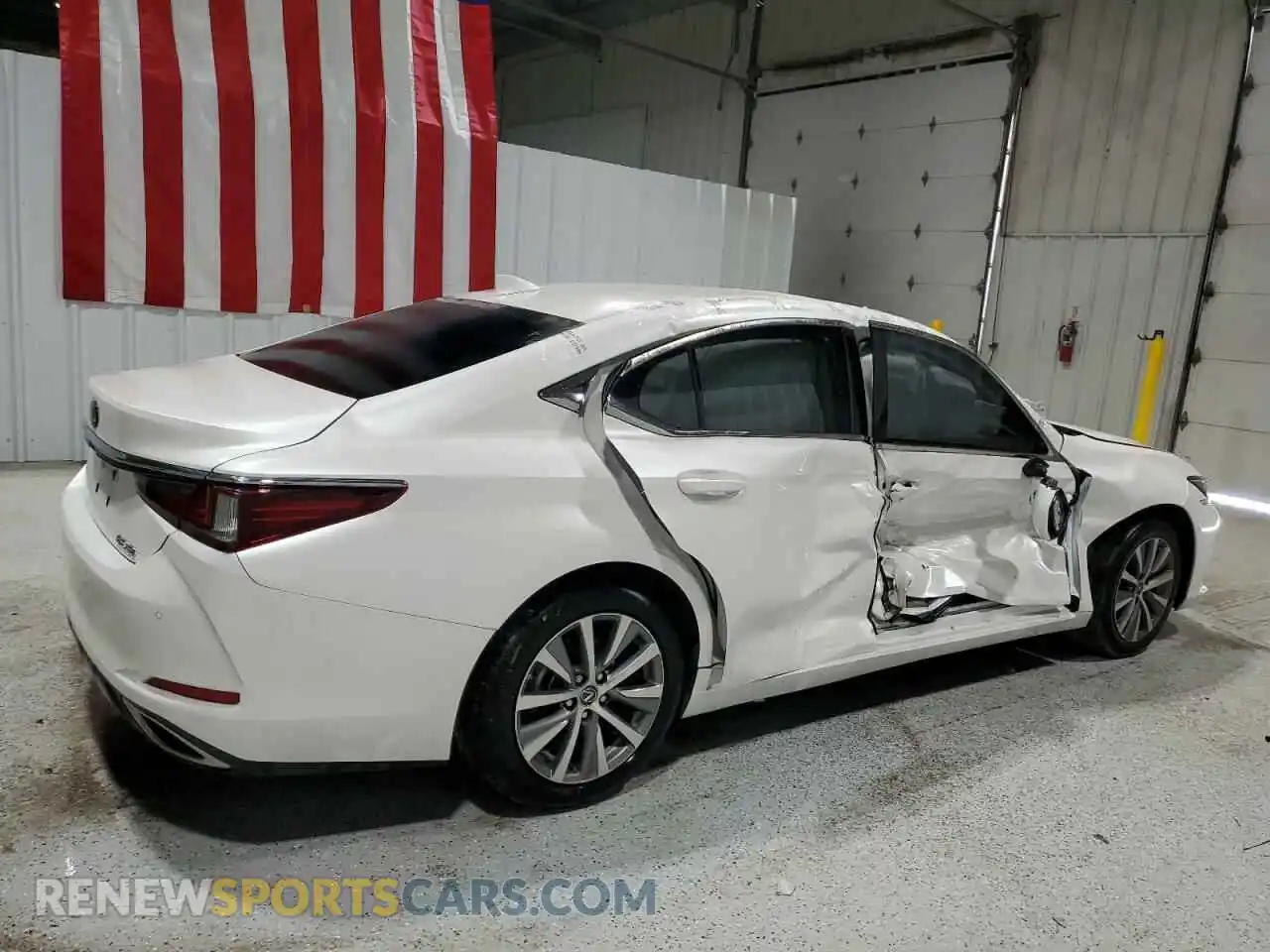 3 Photograph of a damaged car 58ADZ1B11MU090720 LEXUS ES350 2021