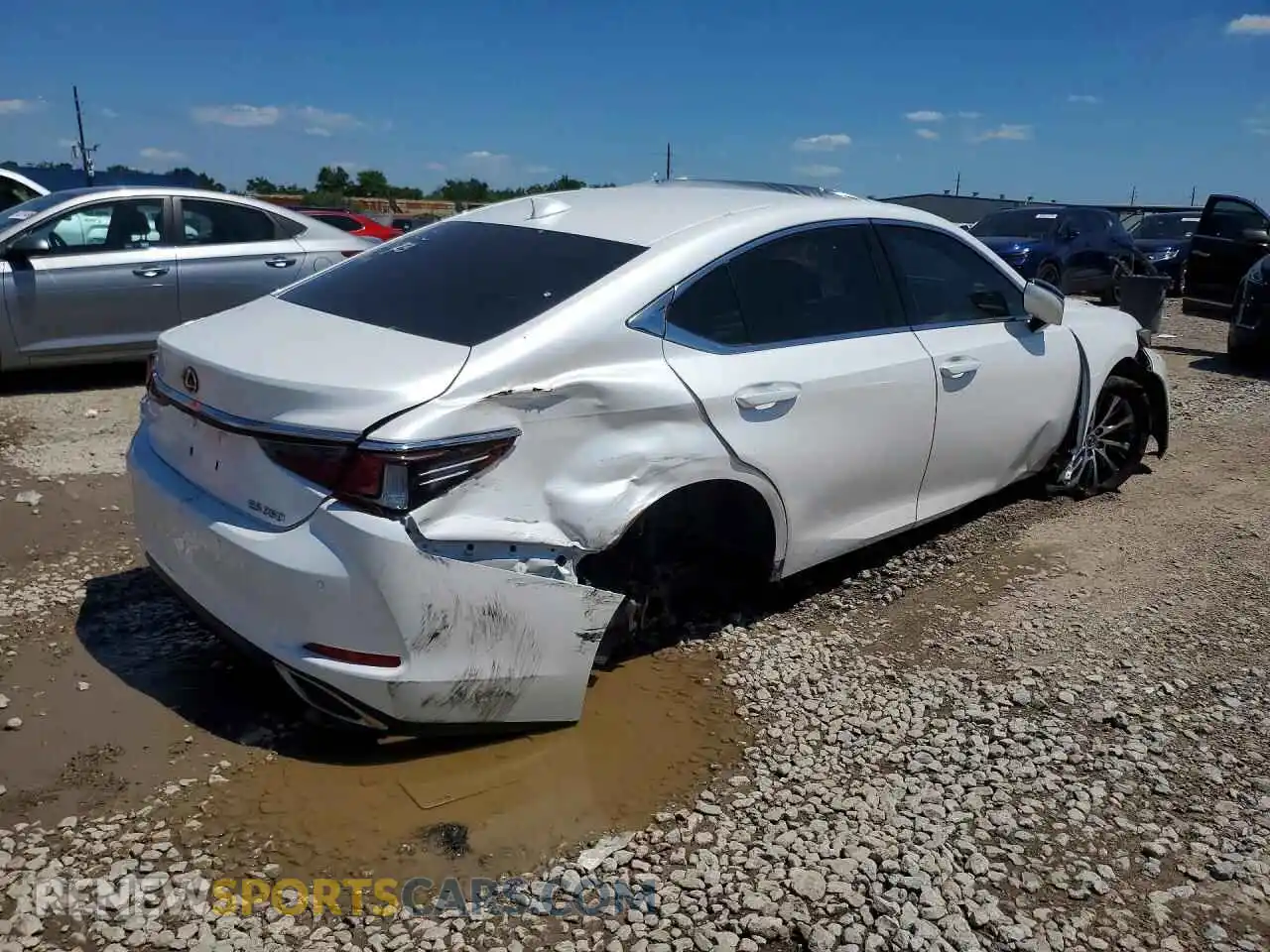 3 fotografías del automóvil dañado 58ADZ1B13MU087060 LEXUS ES350 2021