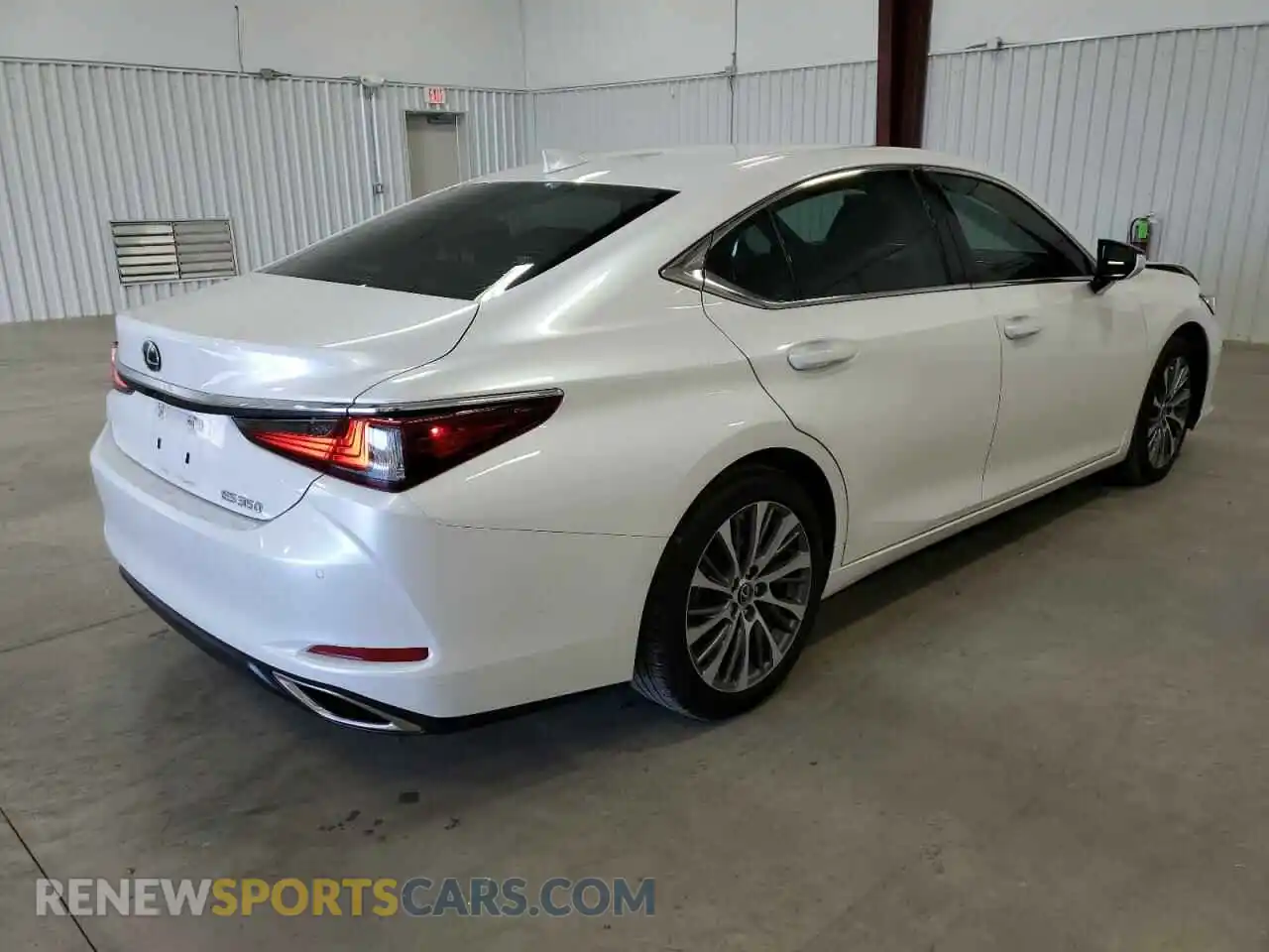 3 Photograph of a damaged car 58ADZ1B14MU085110 LEXUS ES350 2021