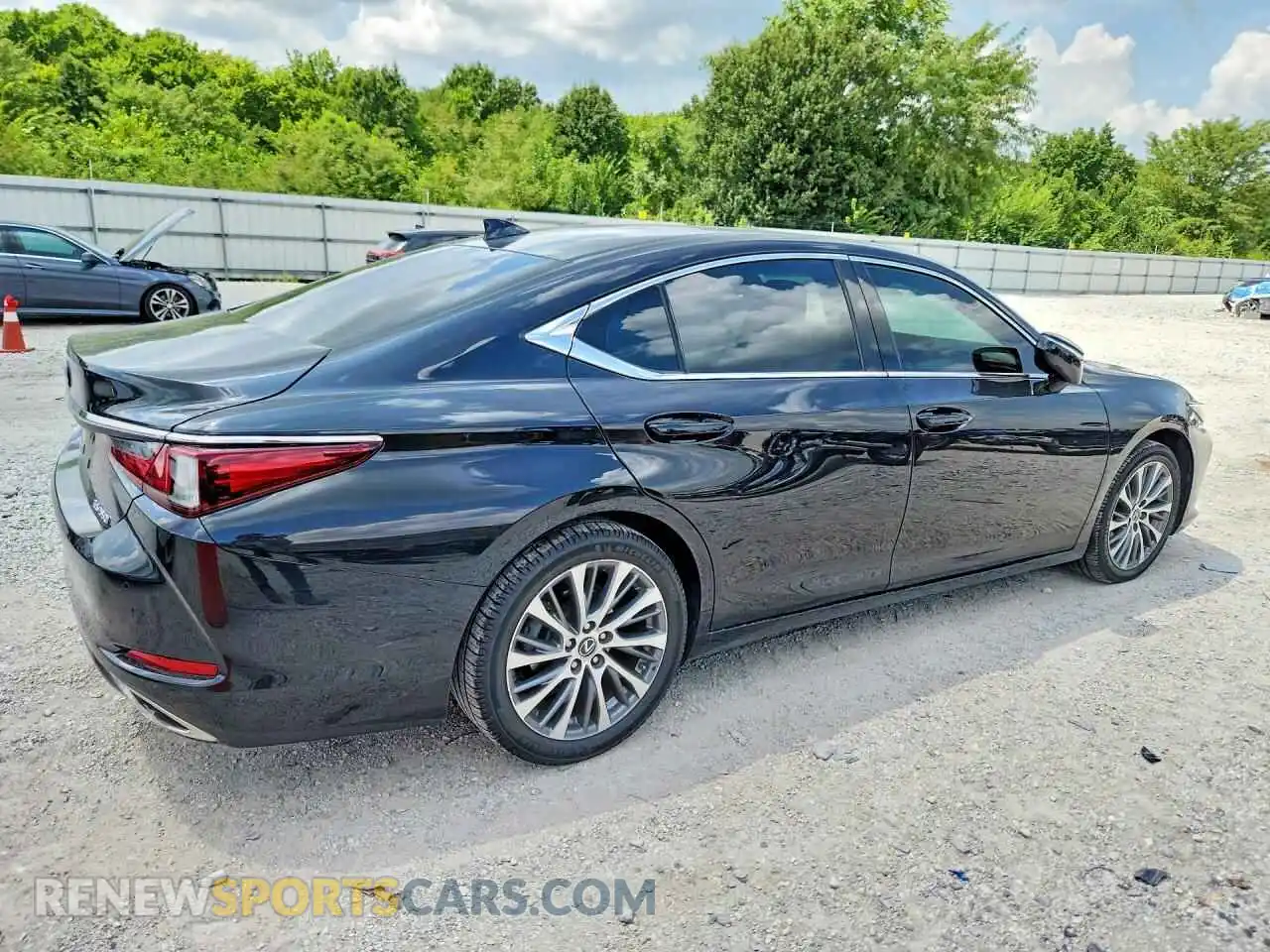 3 Photograph of a damaged car 58ADZ1B14MU087052 LEXUS ES350 2021