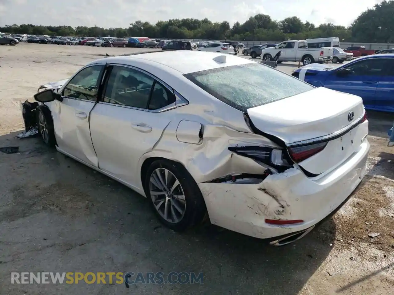 3 Photograph of a damaged car 58ADZ1B14MU108272 LEXUS ES350 2021