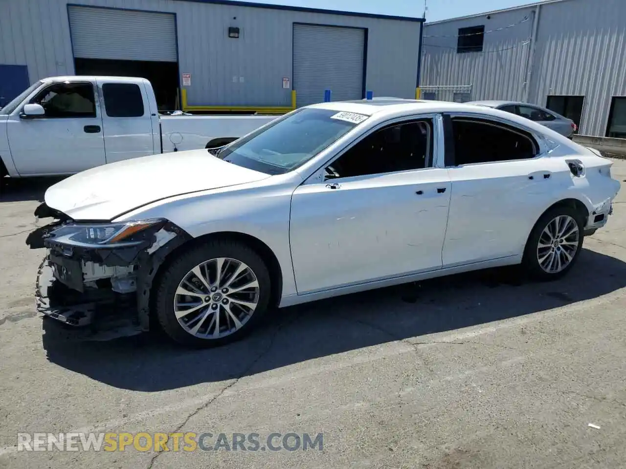1 Photograph of a damaged car 58ADZ1B15MU082670 LEXUS ES350 2021
