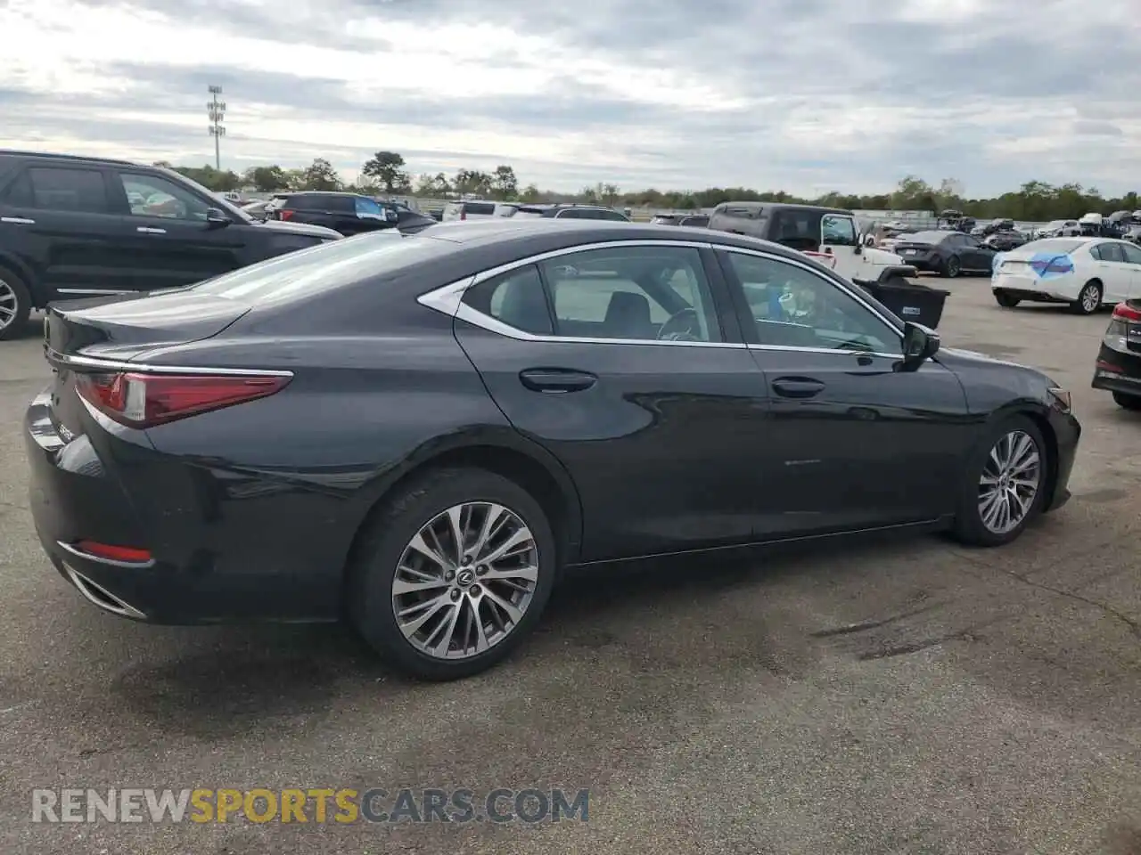 3 Photograph of a damaged car 58ADZ1B16MU095394 LEXUS ES350 2021