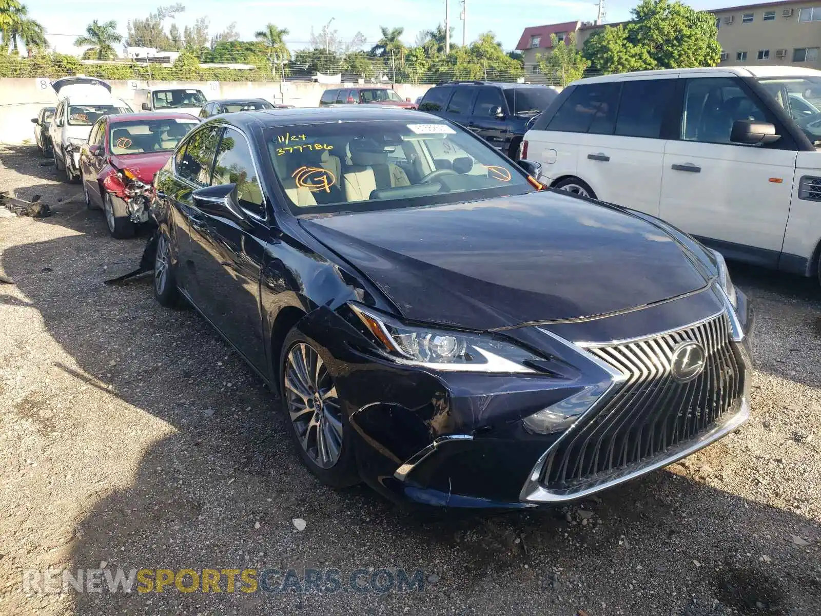 1 Photograph of a damaged car 58ADZ1B16MU096089 LEXUS ES350 2021