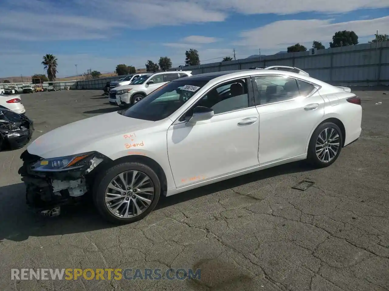 1 Photograph of a damaged car 58ADZ1B17MU083061 LEXUS ES350 2021