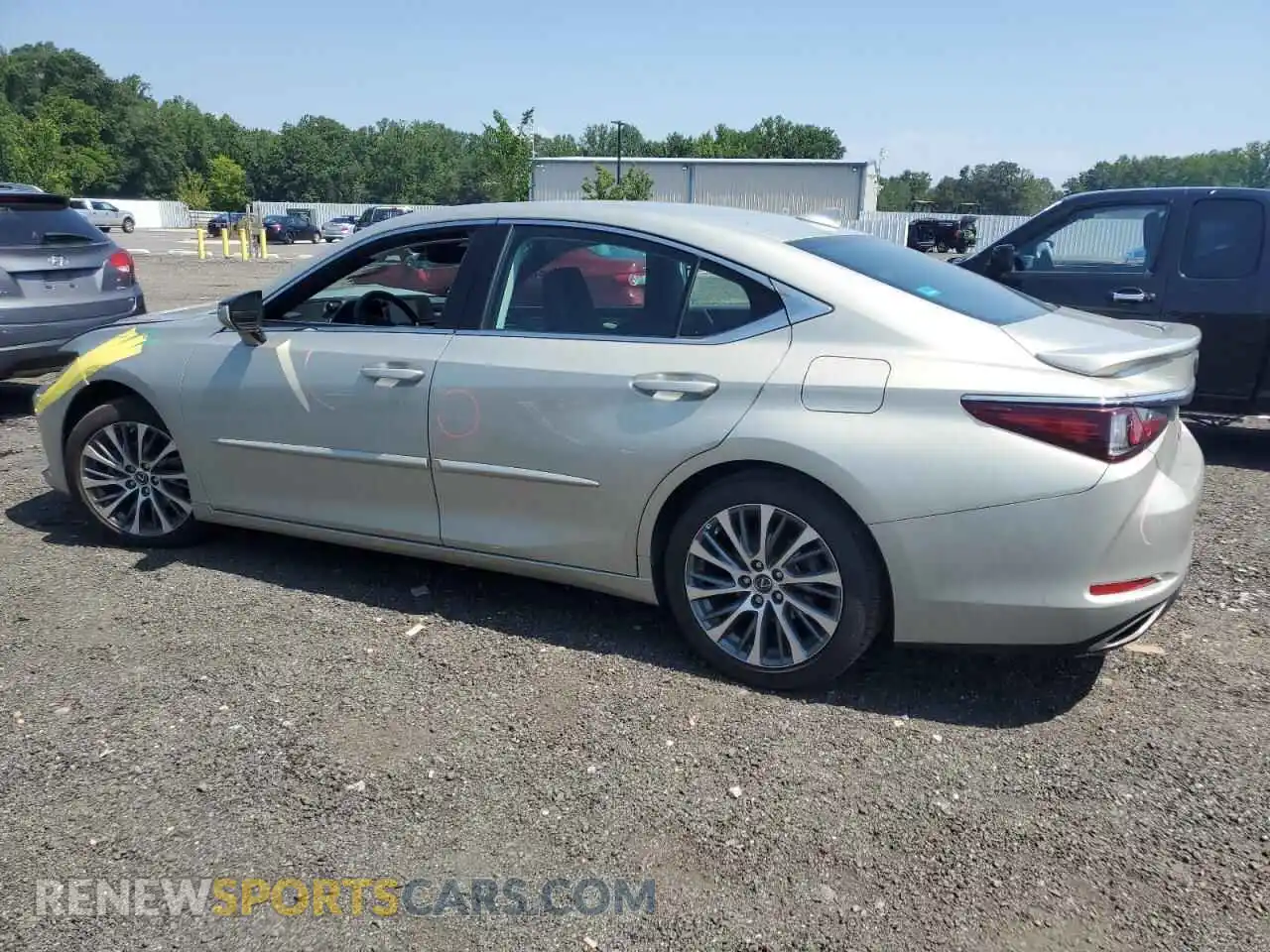 2 Фотография поврежденного автомобиля 58ADZ1B18MU105147 LEXUS ES350 2021