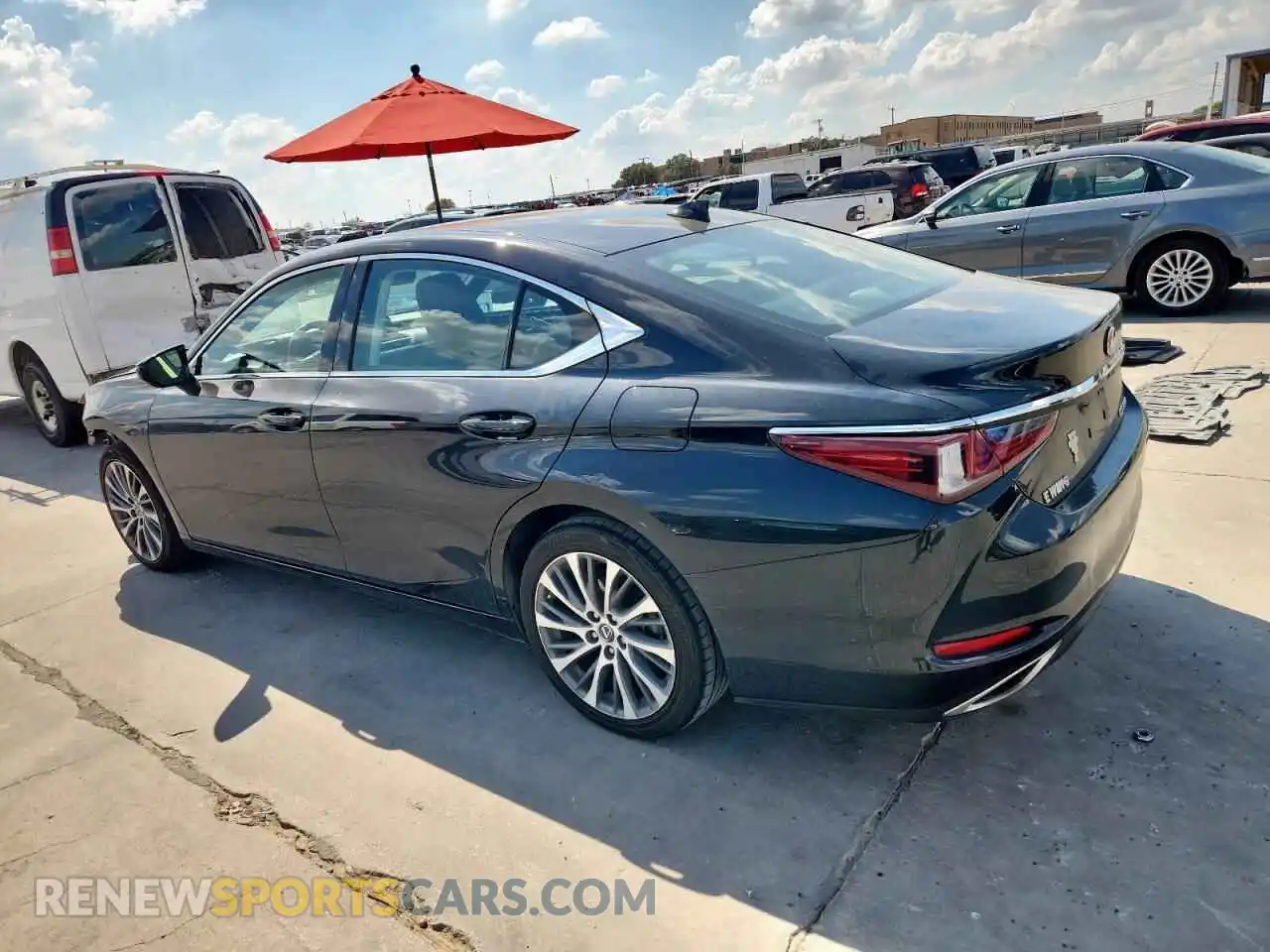 2 Photograph of a damaged car 58ADZ1B18MU110283 LEXUS ES350 2021