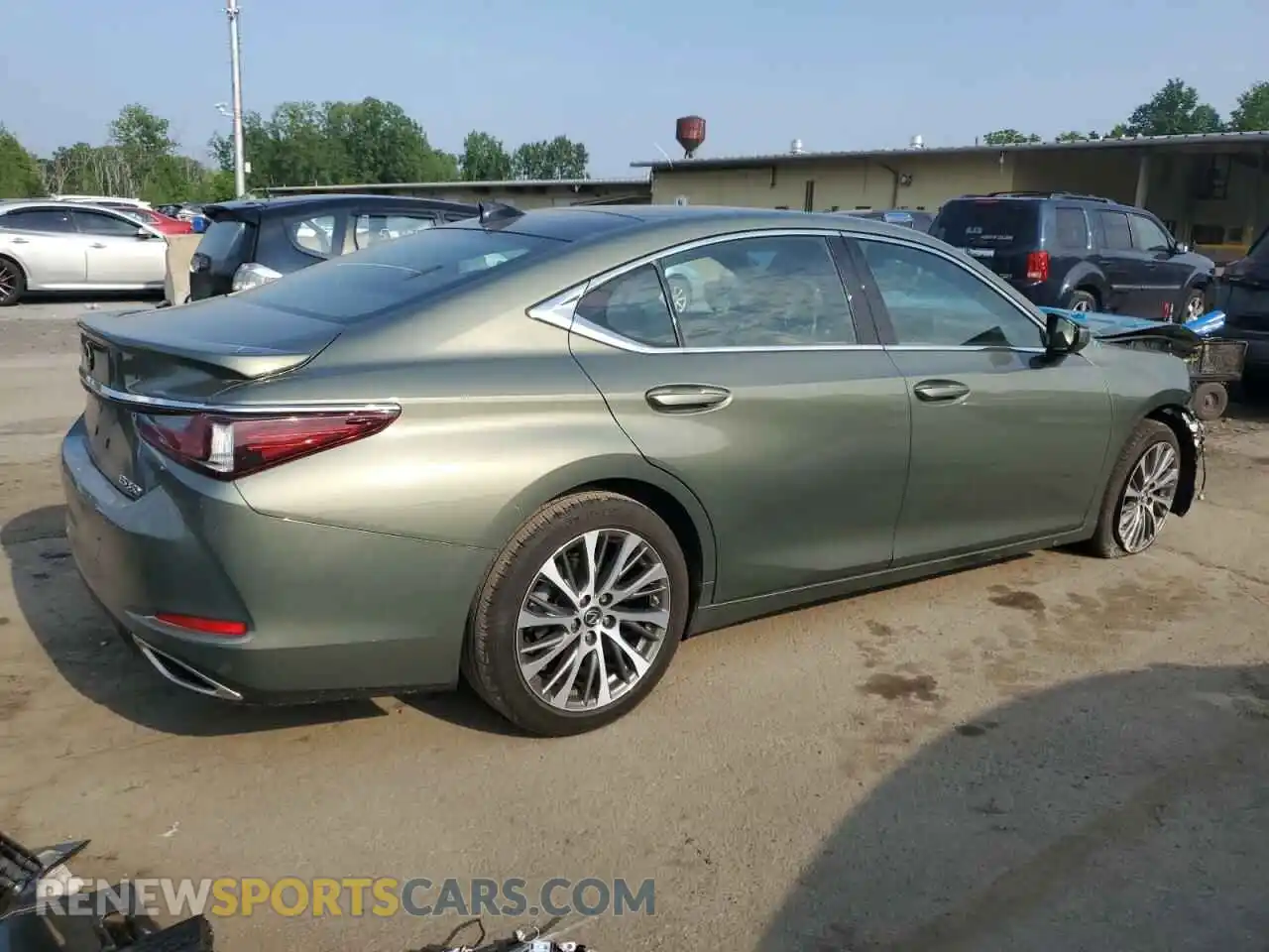 3 Фотография поврежденного автомобиля 58ADZ1B19MU094191 LEXUS ES350 2021