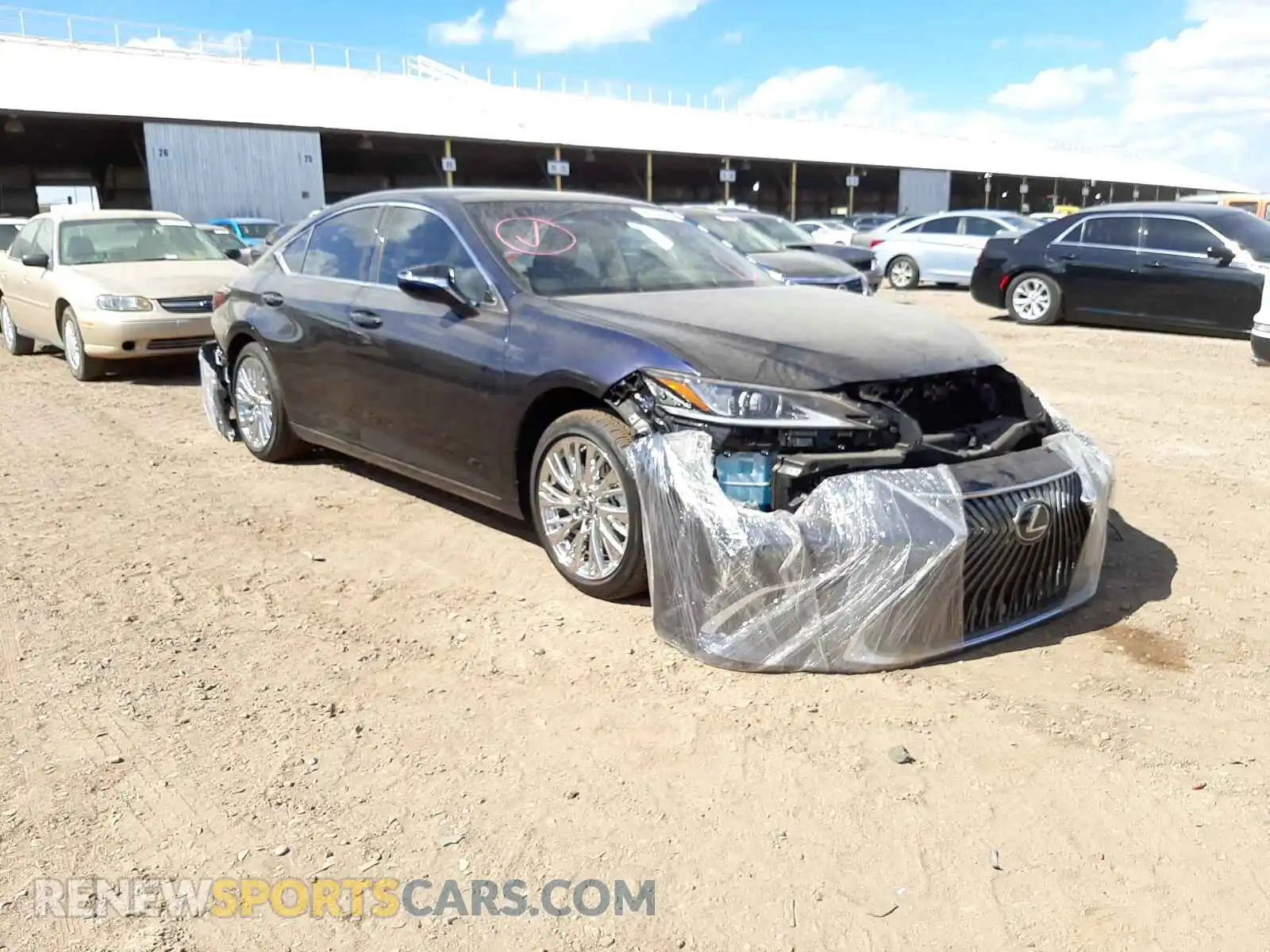 1 Photograph of a damaged car 58ADZ1B19MU100054 LEXUS ES350 2021