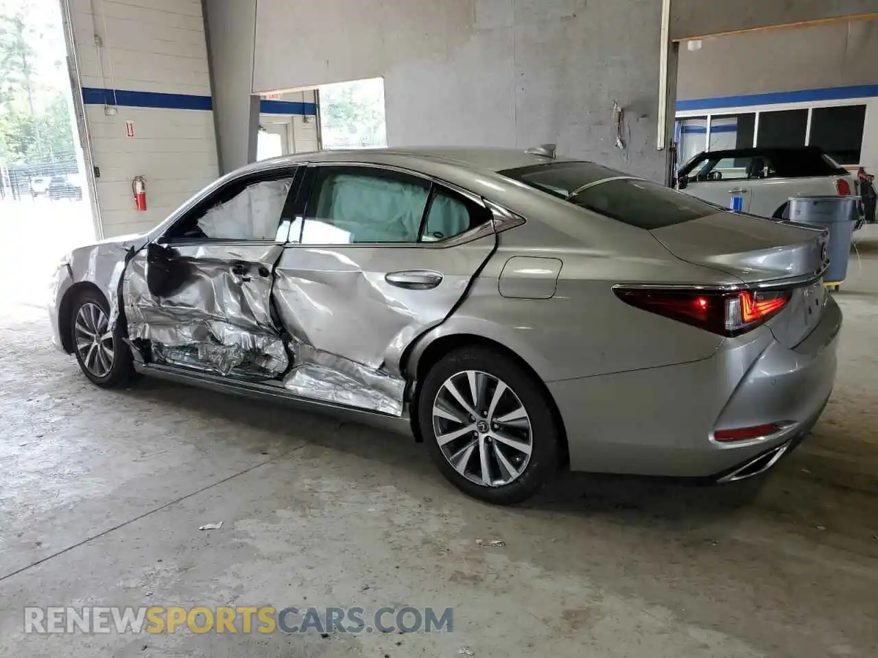 2 Photograph of a damaged car 58ADZ1B1XMU085211 LEXUS ES350 2021