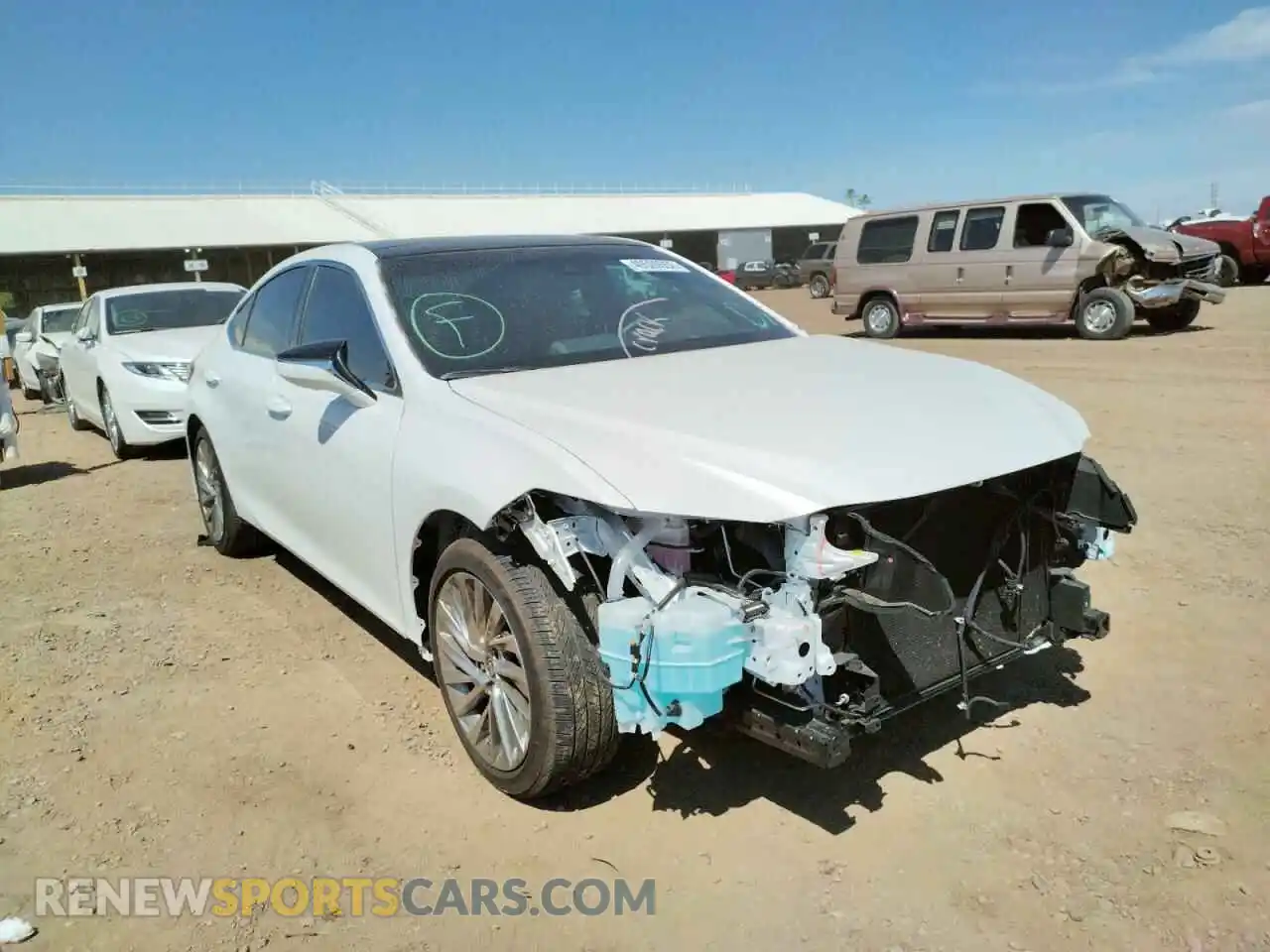 1 Photograph of a damaged car 58AEZ1B17MU106276 LEXUS ES350 2021