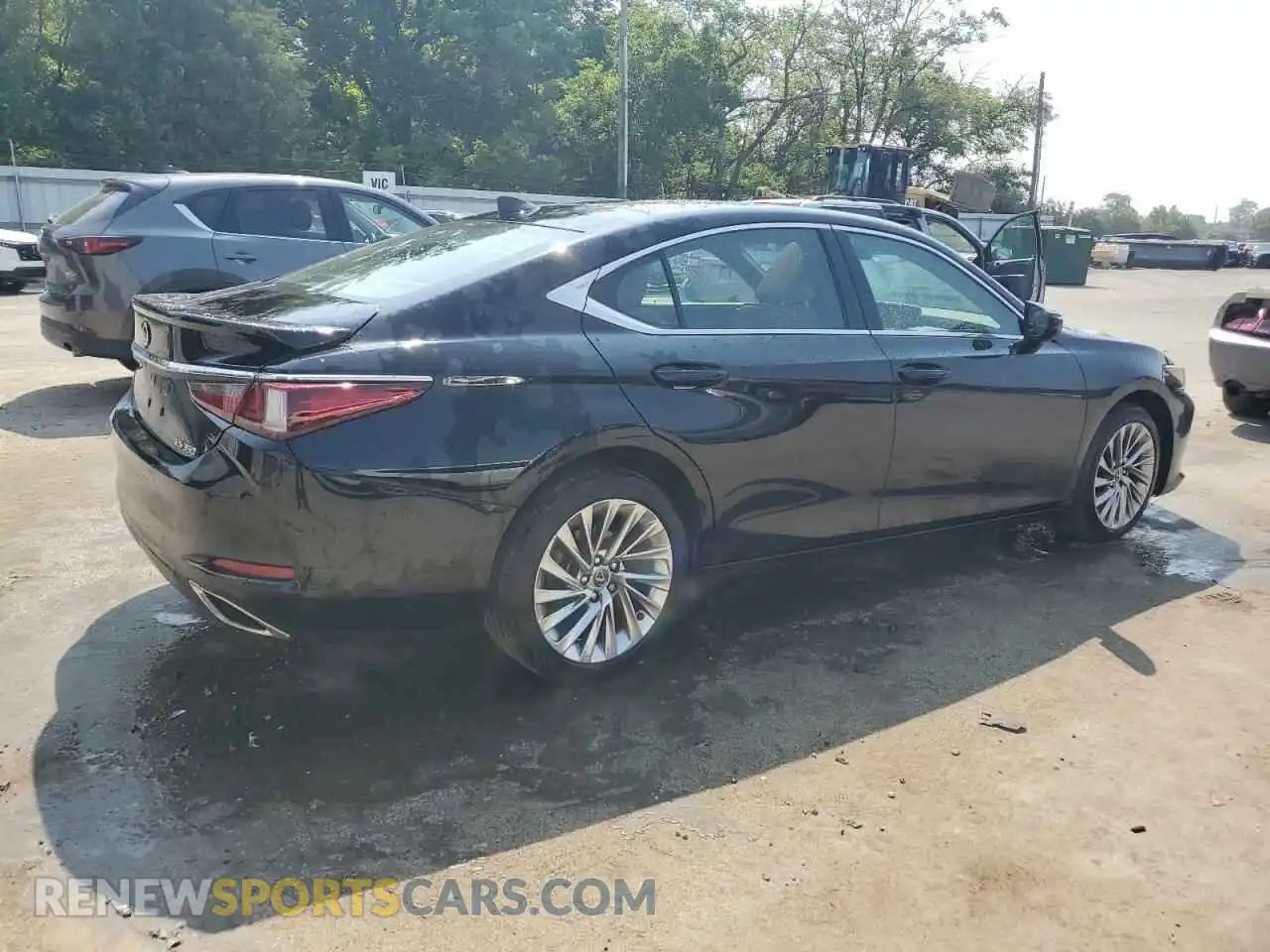 3 fotografías del automóvil dañado 58AEZ1B19MU093952 LEXUS ES350 2021