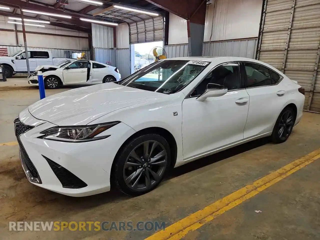 1 Photograph of a damaged car 58AGZ1B16MU108769 LEXUS ES350 2021