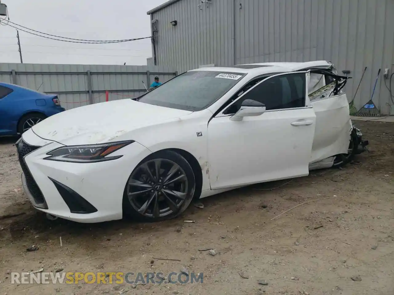 1 Photograph of a damaged car 58AGZ1B18MU102472 LEXUS ES350 2021