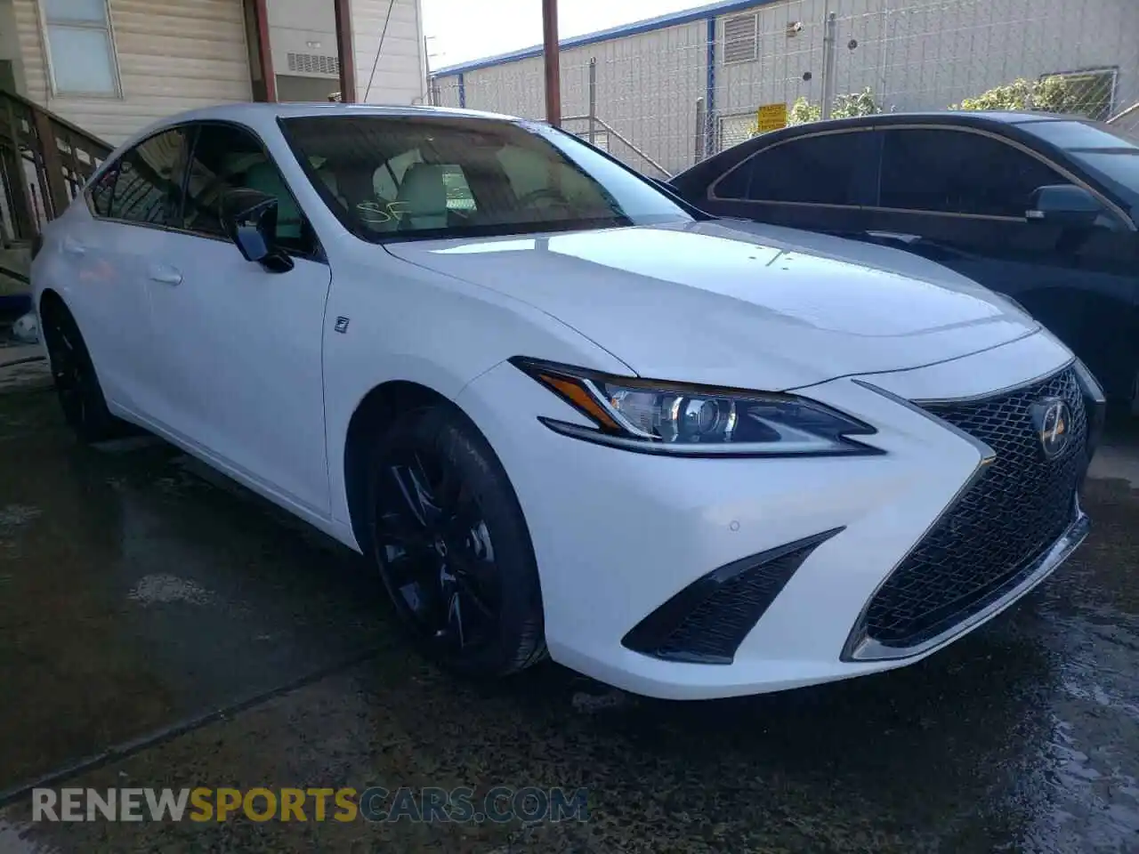 1 Photograph of a damaged car 58AHZ1B19MU093608 LEXUS ES350 2021