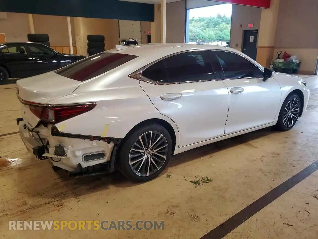 3 Photograph of a damaged car 58ADZ1B11PU150855 LEXUS ES350 2023