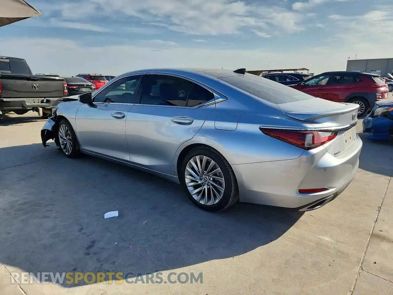 2 Photograph of a damaged car 58AFZ1B19PU149848 LEXUS ES350 2023