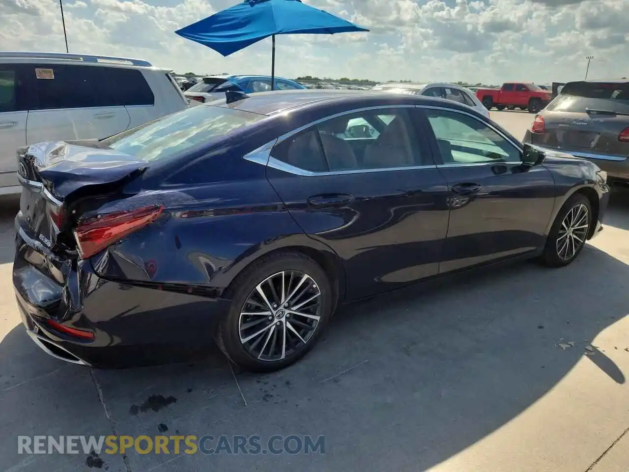 3 fotografías del automóvil dañado 58ADZ1B1XSU191591 LEXUS ES350 2025