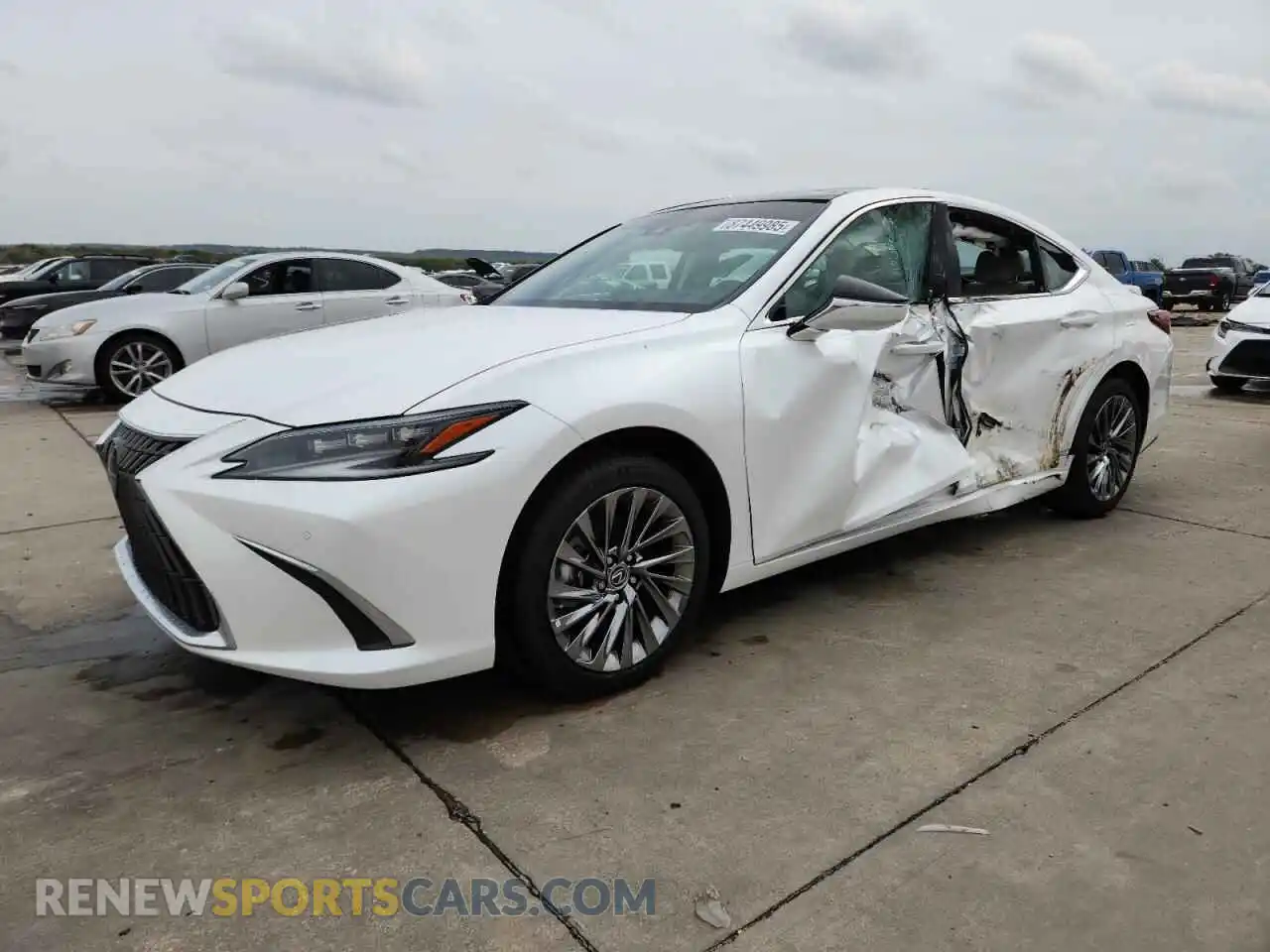 1 Photograph of a damaged car 58AFZ1B19SU190831 LEXUS ES350 2025