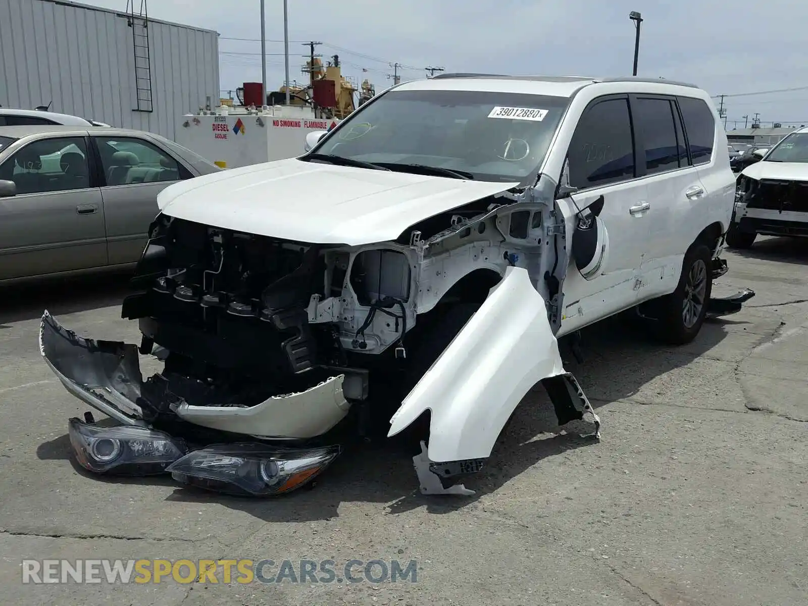 2 Photograph of a damaged car JTJBM7FX1K5215366 LEXUS GX 2019