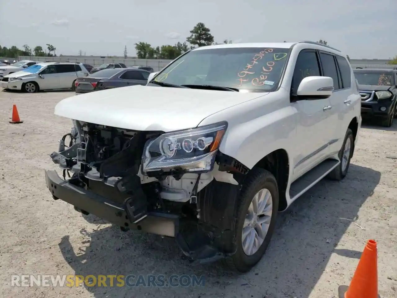 2 Фотография поврежденного автомобиля JTJBM7FX1K5234709 LEXUS GX 2019